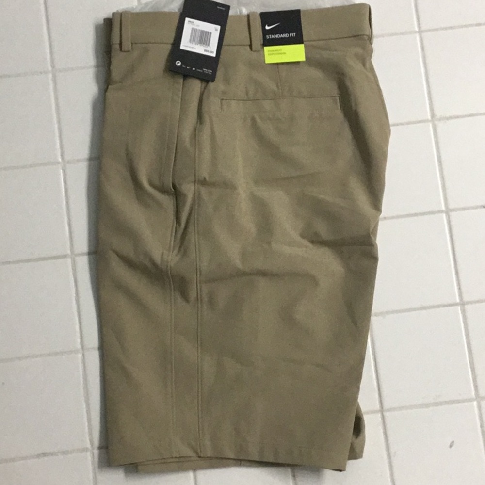 Men’s Nike gold shorts size 30
